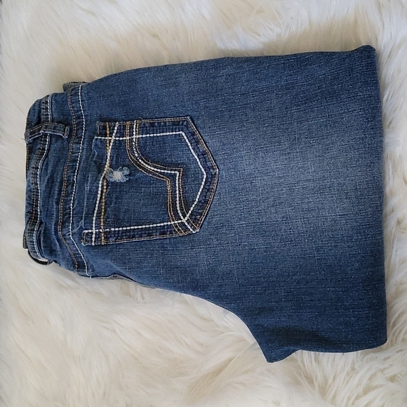 Cato medium wash factory distressed wide faux cuff denim capris - Picture 5 of 15